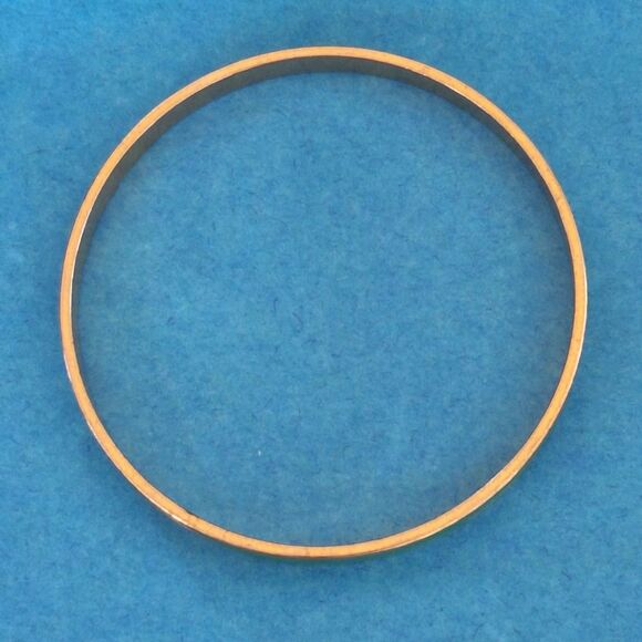 Green Enamel Bangle Bracelet Gold Tone Liner, Vintage - Picture 3 of 10